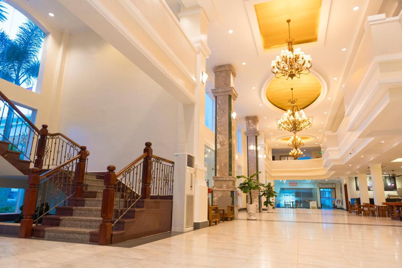 Pursat Riverside Hotel & Spa Luaran gambar