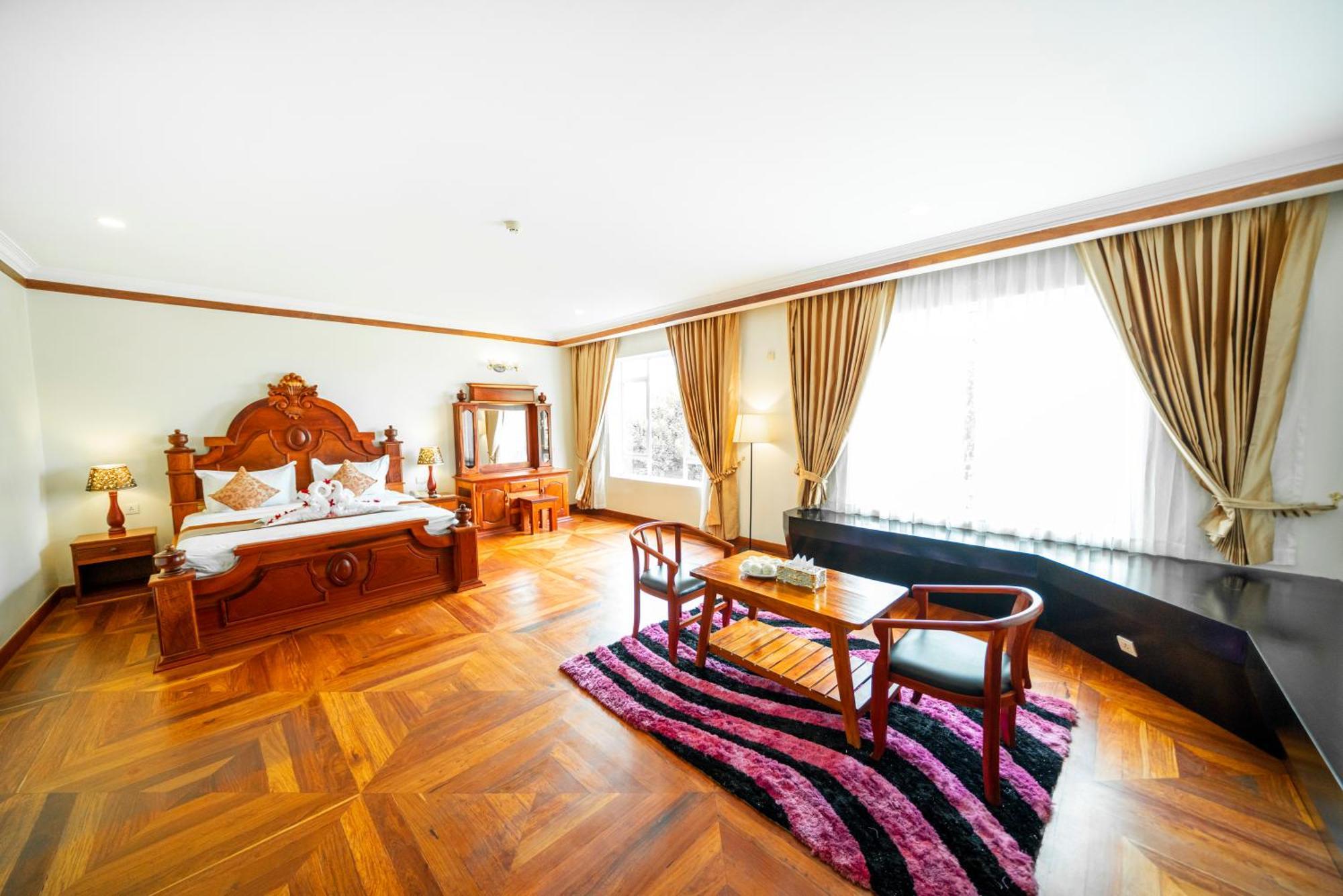 Pursat Riverside Hotel & Spa Luaran gambar
