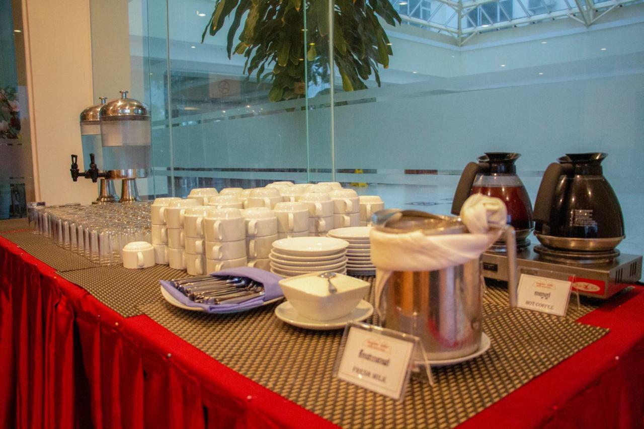 Pursat Riverside Hotel & Spa Luaran gambar